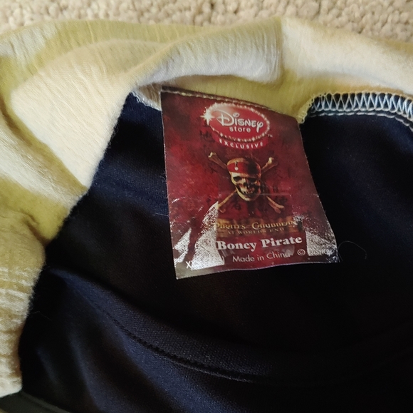 Pirates of the Caribbean Skeleton Costume Disney - Picture 8 of 8